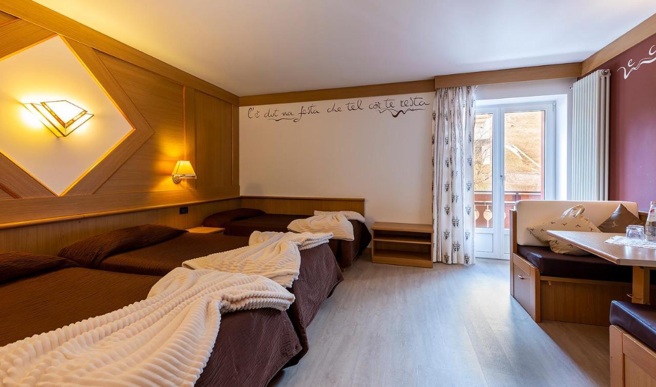 Hotel La Serenella Moena Exteriör bild