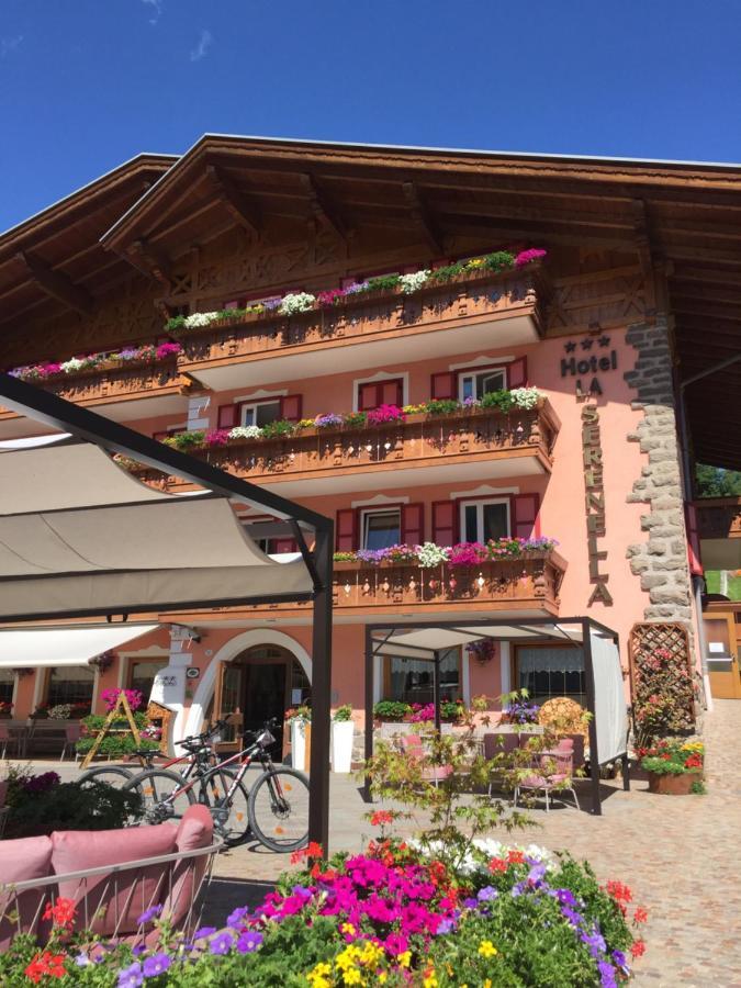 Hotel La Serenella Moena Exteriör bild