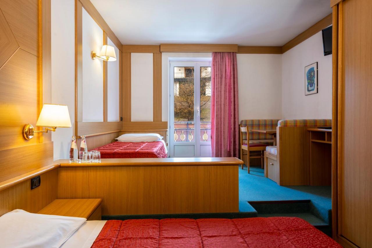 Hotel La Serenella Moena Exteriör bild